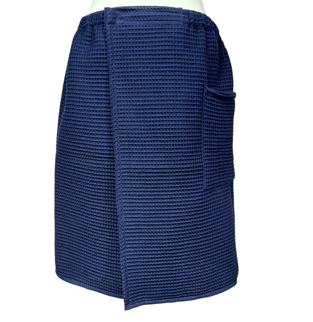 Detailansicht des Marineblau Saunatuchs für Herren, Weiche Baumwolle, Perfekt für Wellness und Entspannung